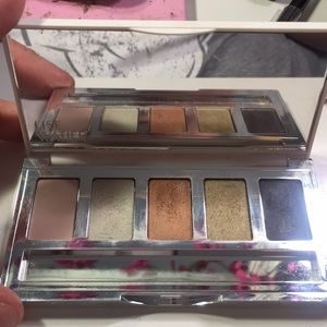 Lise watier eyeshadow palette